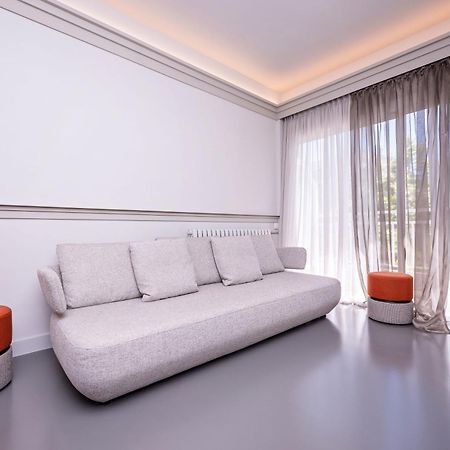 Sweett - Gaudi Avenue Apartment Barcelona Luaran gambar