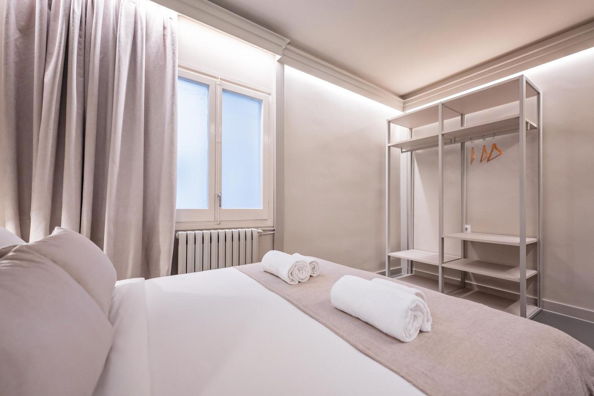 Sweett - Gaudi Avenue Apartment Barcelona Luaran gambar
