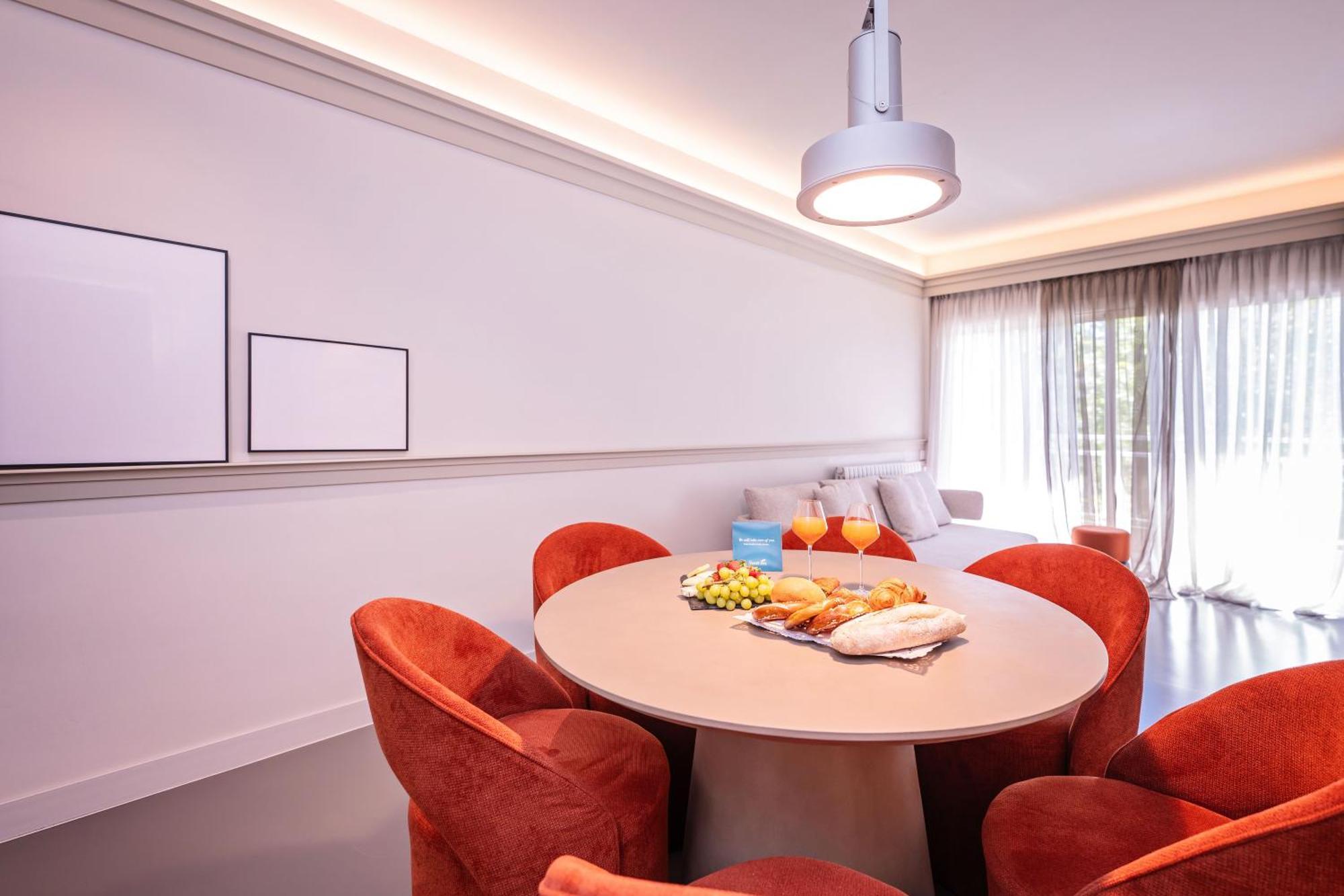 Sweett - Gaudi Avenue Apartment Barcelona Luaran gambar